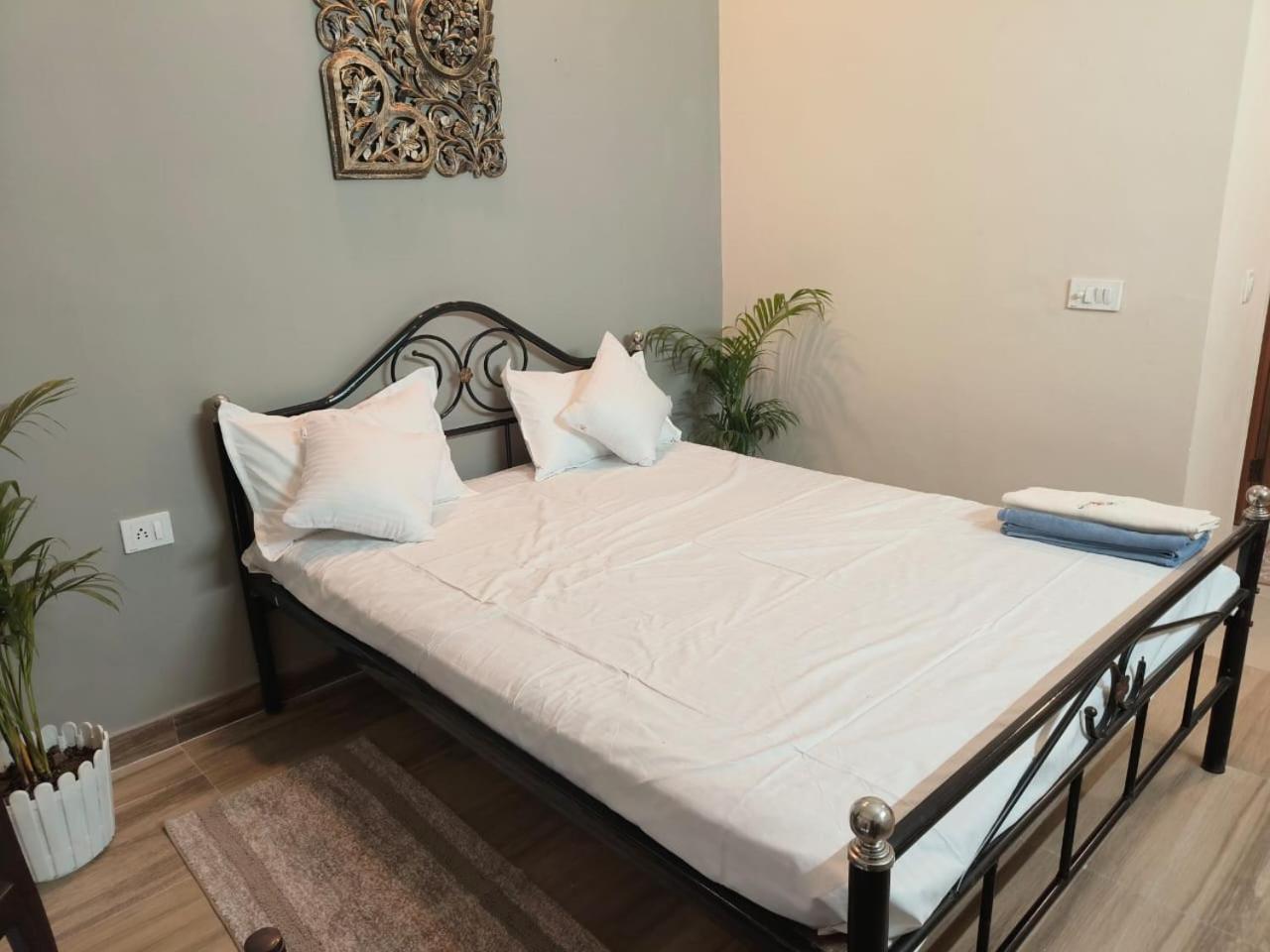 Risal Home Stays Greater Noida Exteriör bild